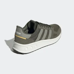 adidas Schoenen*Run 84 schoenen heren olive strata silver pebble