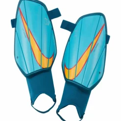 Nike Scheenbeschermers Voetbal*Charge scheenbeschermers baltic blue zwart wit
