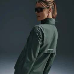 Nike Hardloopkleding*Fast Repel hardloopjack dames vintage green black