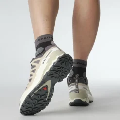 Salomon Hardloopschoenen*XA PRO 3D V9 GORE-TEX hardloopschoenen dames nine iron oxford tan alfalfa