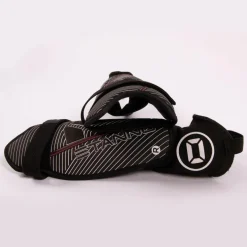 Stanno Scheenbeschermers Voetbal*Pro Guard II scheenbeschermers black white red